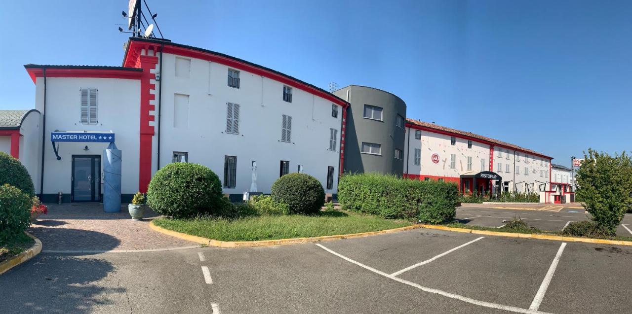 Castelvetro Piacentino Master Hotel מראה חיצוני תמונה